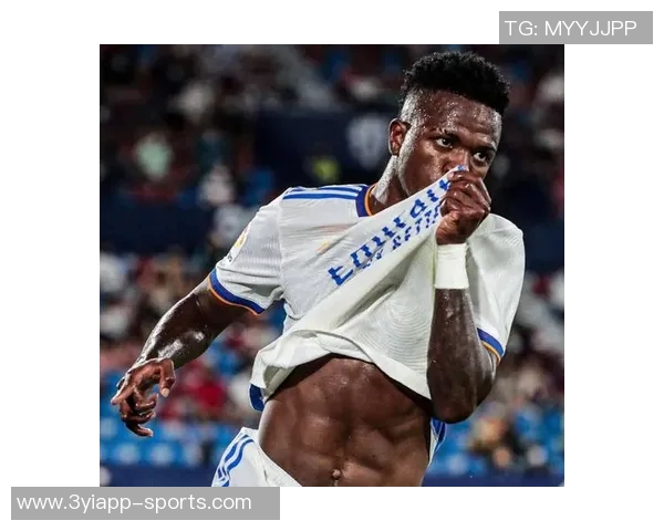 姆巴佩欧冠赛季表现惊艳7场13球距C罗纪录仅差4球